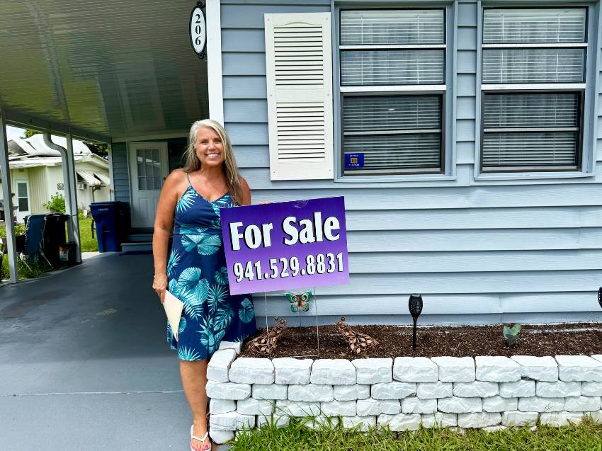 Mobile home for sale in Ellenton, FL